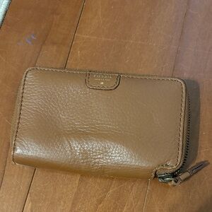 Fossil Tan Leather Zip Wallet